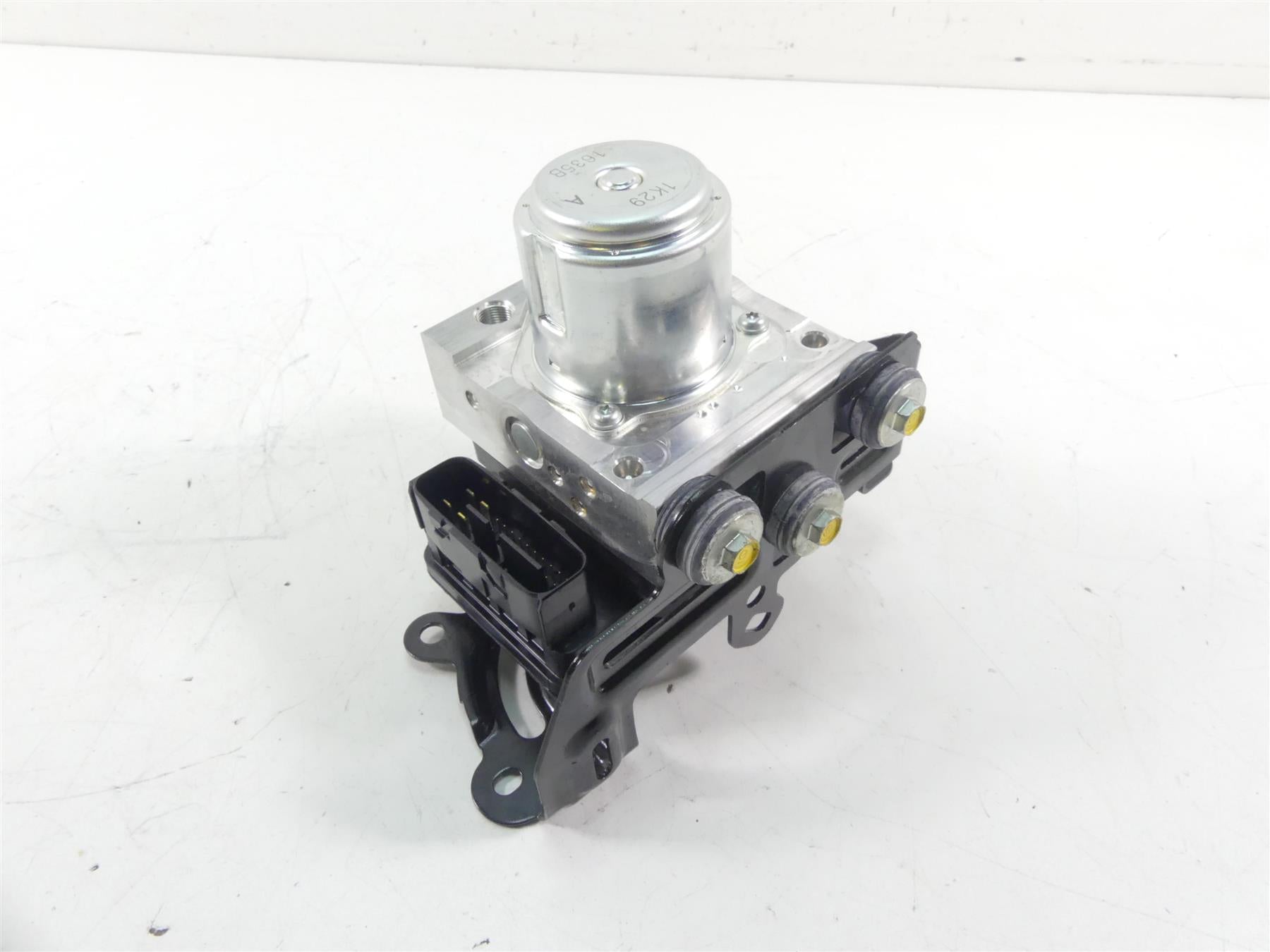 2021 Honda Talon SXS1000 S2X 1000R Nissin Abs Brake Pump Module 57110-HL6-A01 {{ shop.shopifyCountryName }} - Mototech271