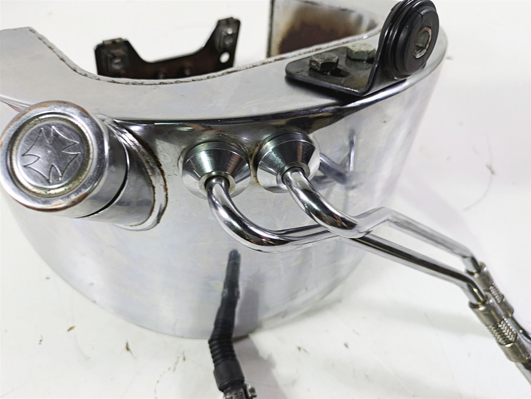 2003 Harley Softail FXSTDI Deuce 100th Oil Tank Reservoir + Lines 62498-01A {{ shop.shopifyCountryName }} - Mototech271