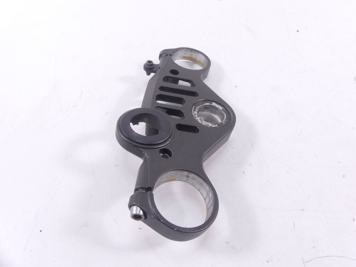 2015 Yamaha YZF-R1M Upper Triple Tree Steering Clamp 2CR-23435-01-00 {{ shop.shopifyCountryName }} - Mototech271