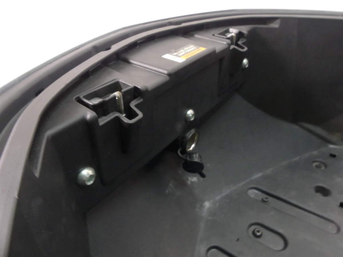2011 Victory Vision Tour Rear Trunk Luggage Tour Pak Box + Mount - Read 5437444 {{ shop.shopifyCountryName }} - Mototech271