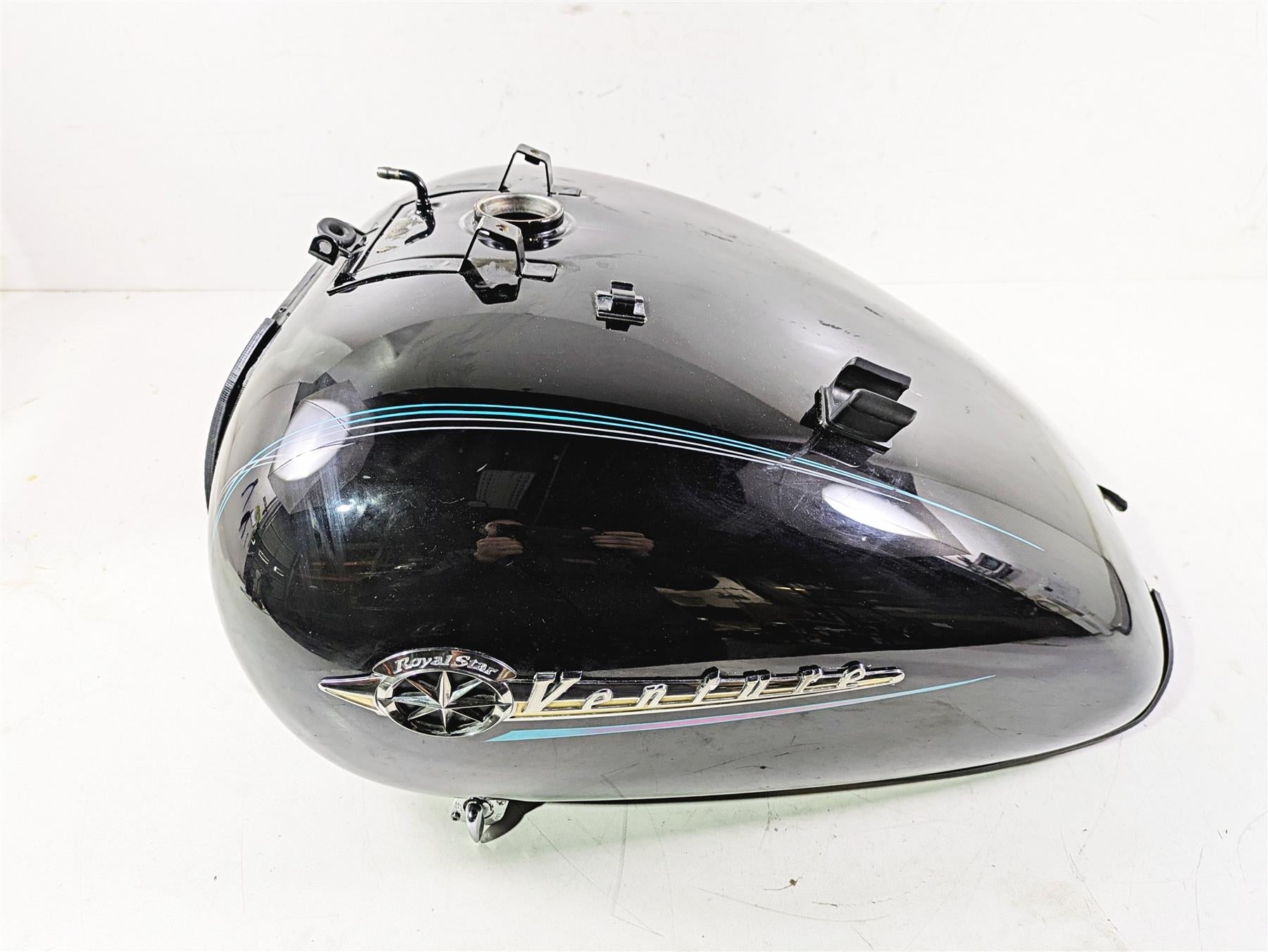 2004 Yamaha XVZ1300 Royal Star Fuel Gas Petrol Tank & Sending Unit 4XY-YK241 {{ shop.shopifyCountryName }} - Mototech271