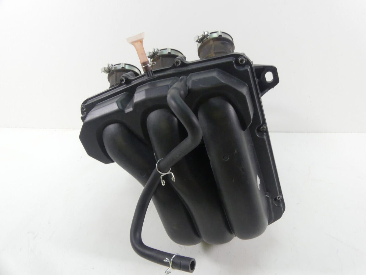 2018 Yamaha YXZ1000 R EPS Air Box Cleaner Breather Filter + Tubes 2HC-E4411-01-0 {{ shop.shopifyCountryName }} - Mototech271