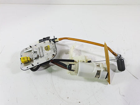 2008 Harley FLSTSB Cross Bones Fuel Gas Petrol Pump -Tested 75252-08 75284-08A {{ shop.shopifyCountryName }} - Mototech271