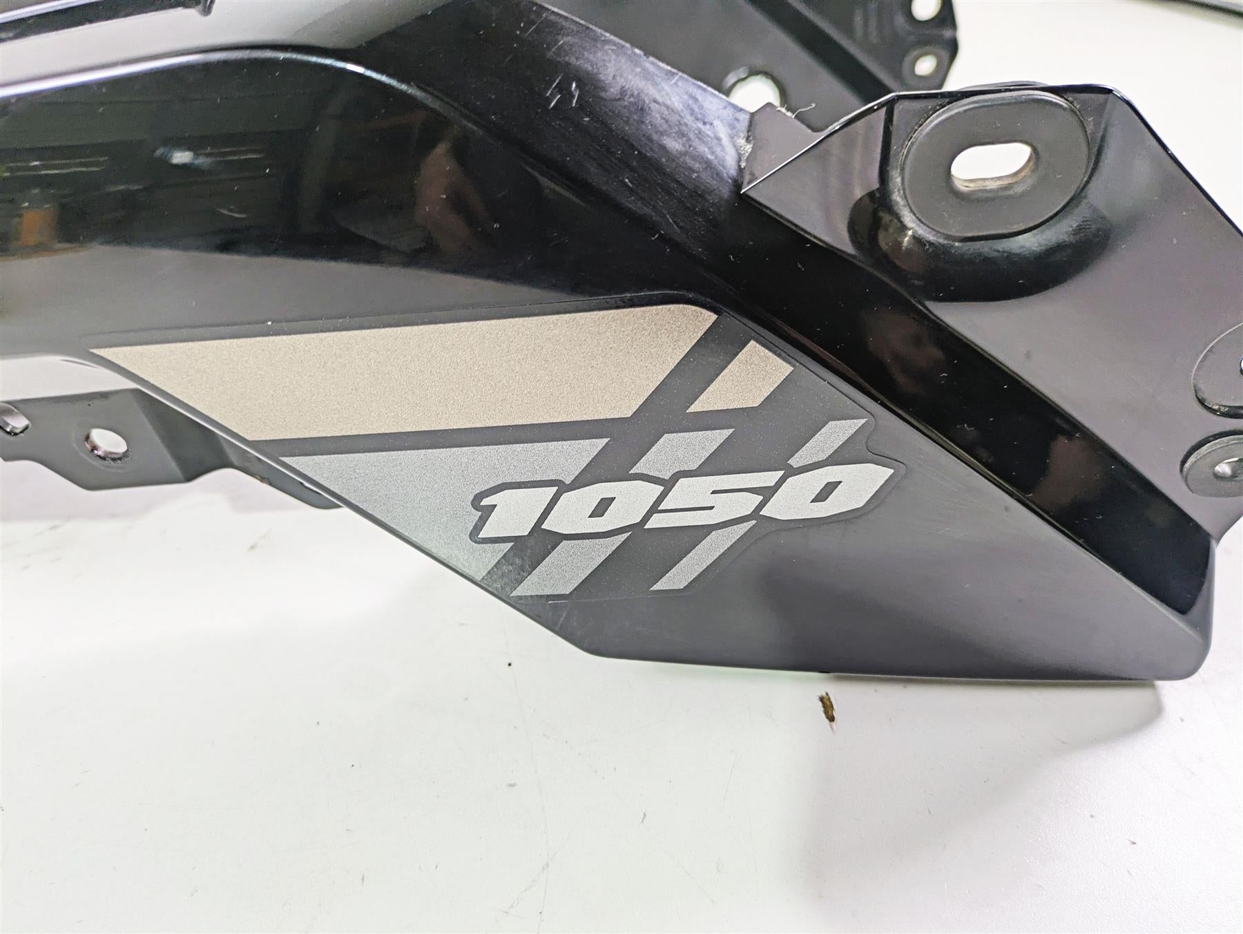 2020 Suzuki V-Strom 1050 XT Upper Tail Fender Cover 47711-06L00 {{ shop.shopifyCountryName }} - Mototech271