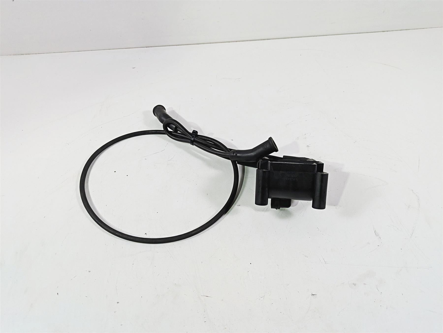 2010 Harley Touring FLHX Street Glide Ignition Coil Wires Plugs 31696-07A {{ shop.shopifyCountryName }} - Mototech271