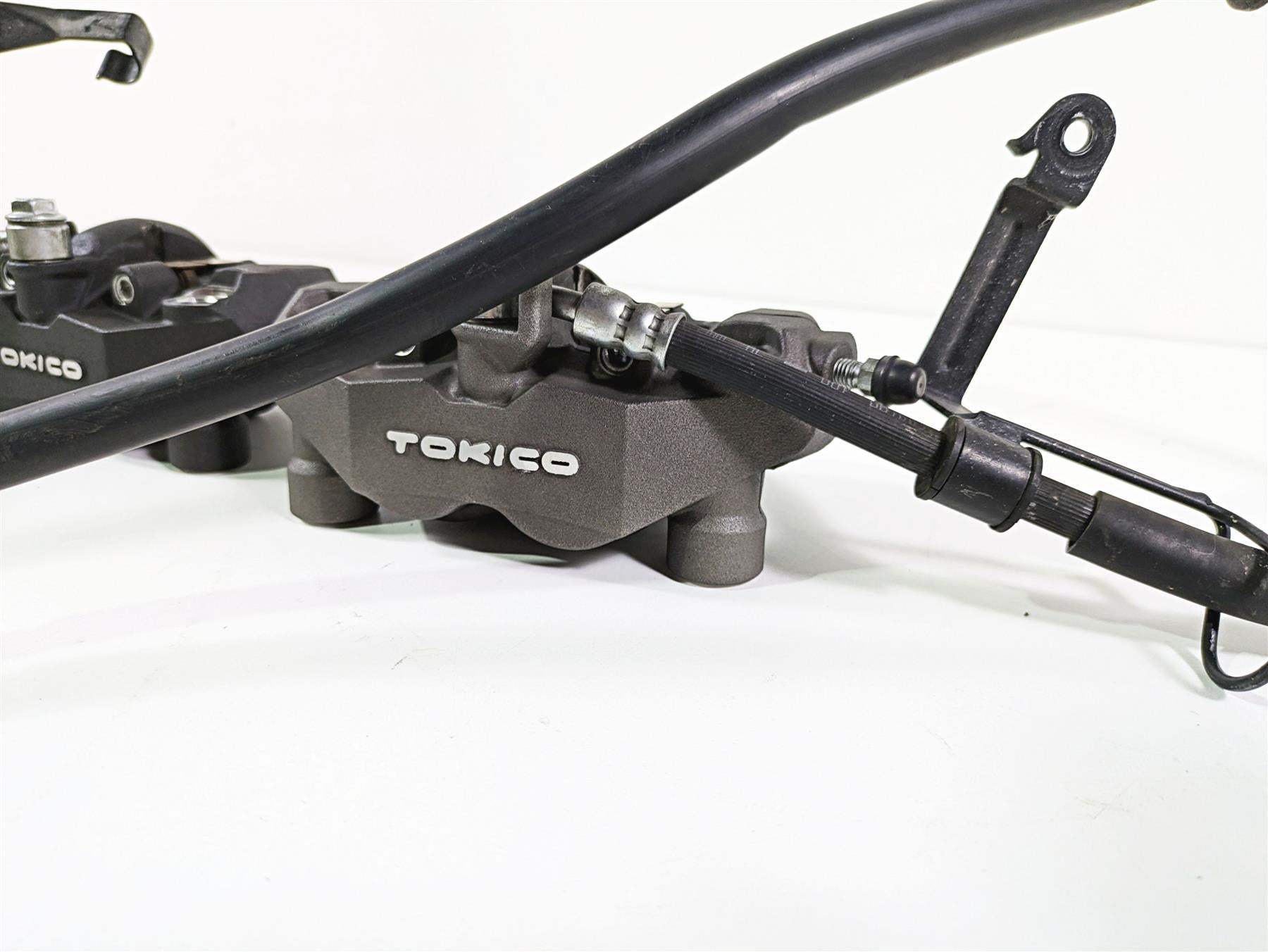 2016 Suzuki M109R VZR1800 Boulevard Tokico Front Brake Caliper Set 59100-41G40 {{ shop.shopifyCountryName }} - Mototech271