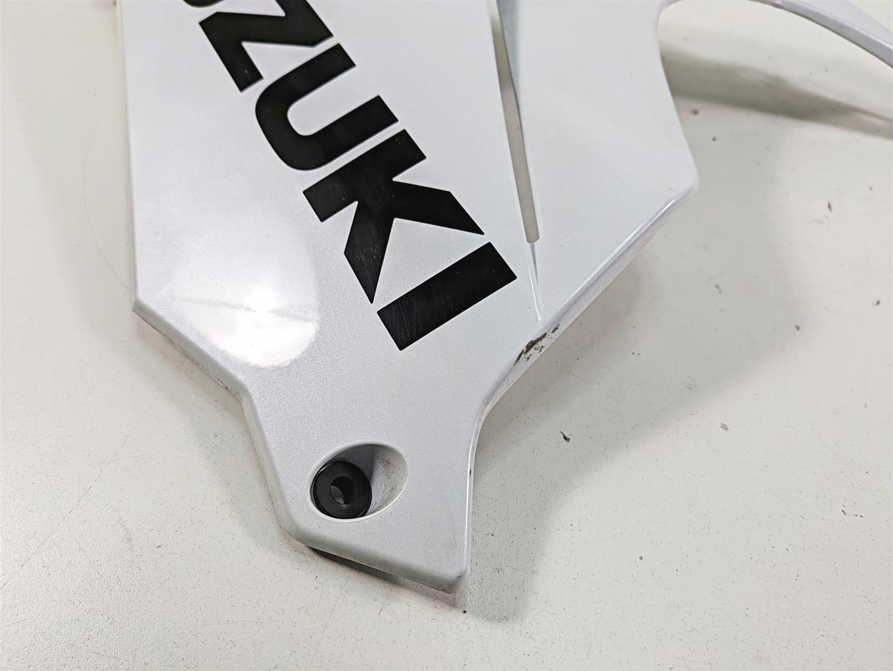 2022 Suzuki GSXR 750 Left Lower Belly Fairing Cover Set 94481-14J0 L {{ shop.shopifyCountryName }} - Mototech271