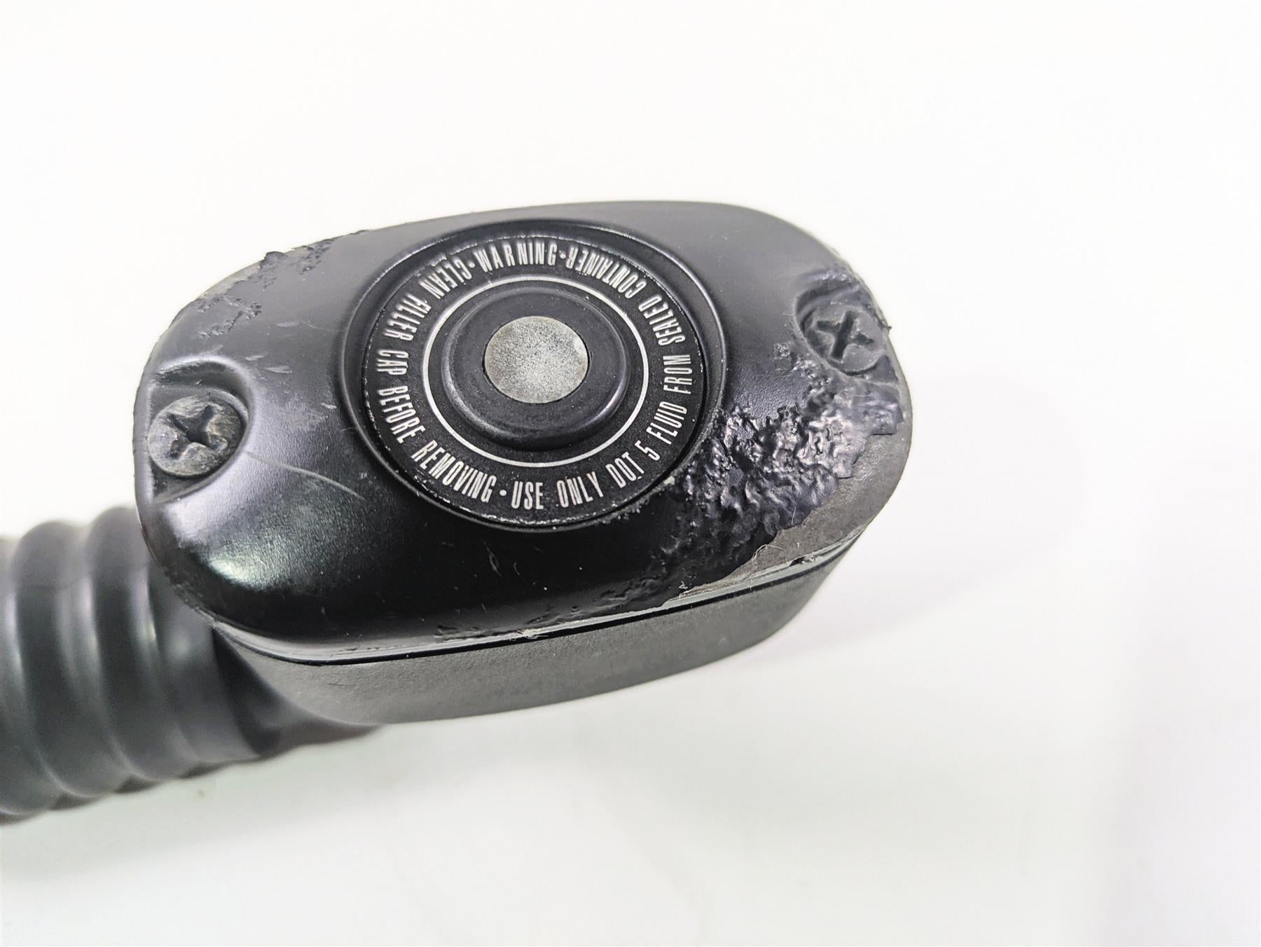 2001 Harley Touring FLHX Street Glide Rear Brake Master Cylinder 41755-99F {{ shop.shopifyCountryName }} - Mototech271
