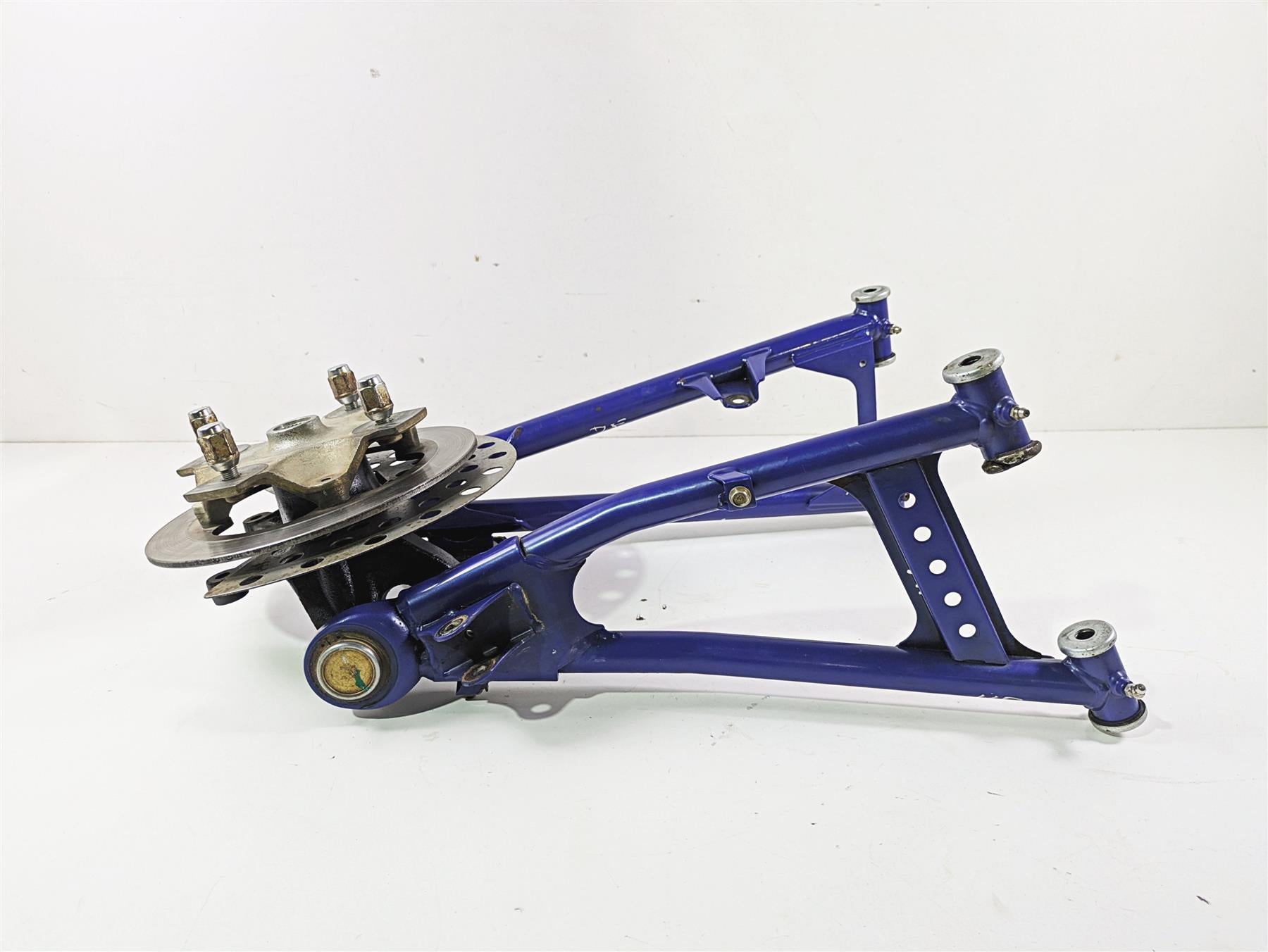 2020 Yamaha YXZ1000 R SS XTR Front Right Knee Assembly 2HC-F3506-00-00 {{ shop.shopifyCountryName }} - Mototech271