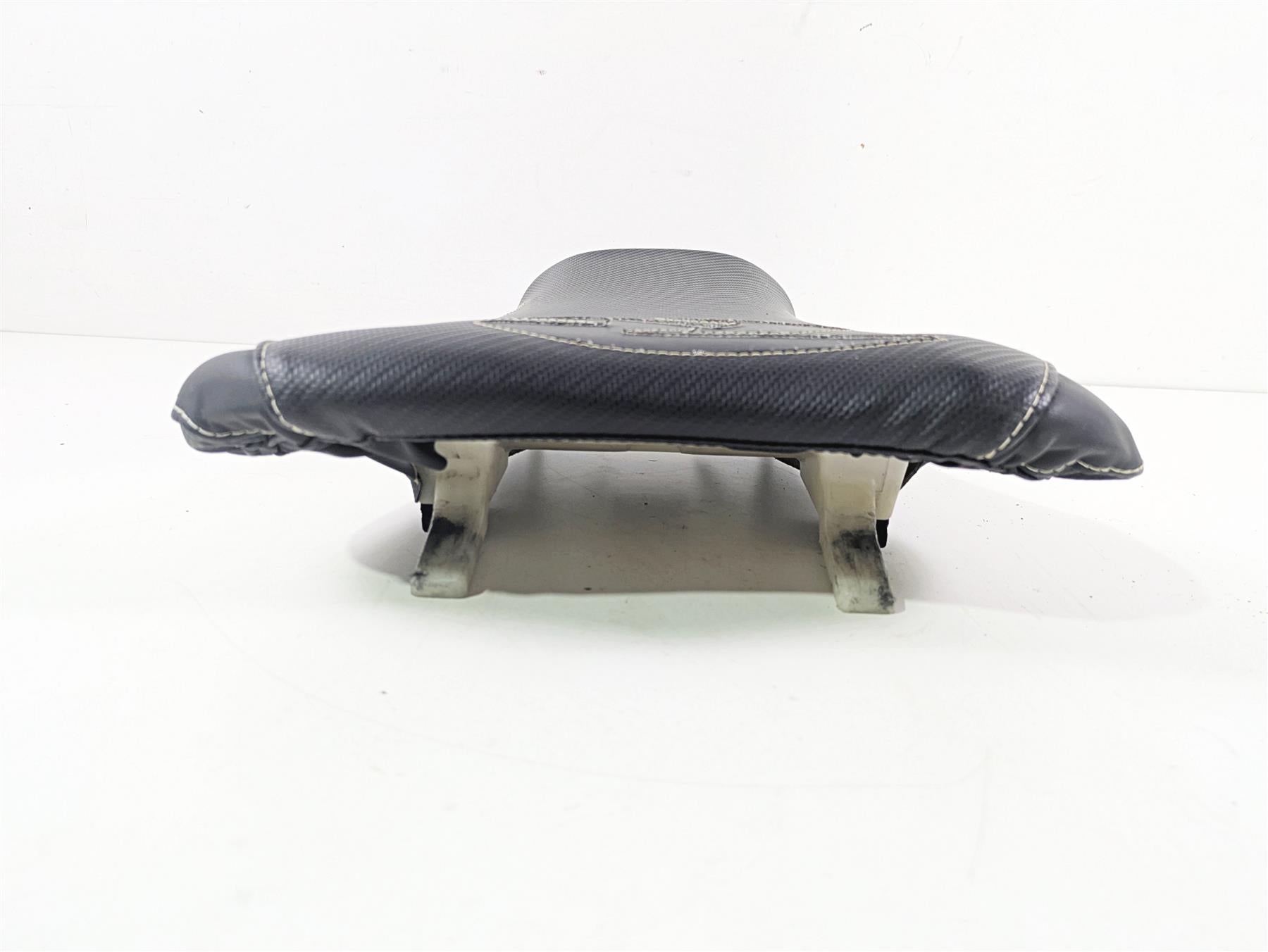 2006 Suzuki GSXR1000 K6 Front Rear Seat Saddle 45100-41G02-6BY 45300-41G00-6BY {{ shop.shopifyCountryName }} - Mototech271