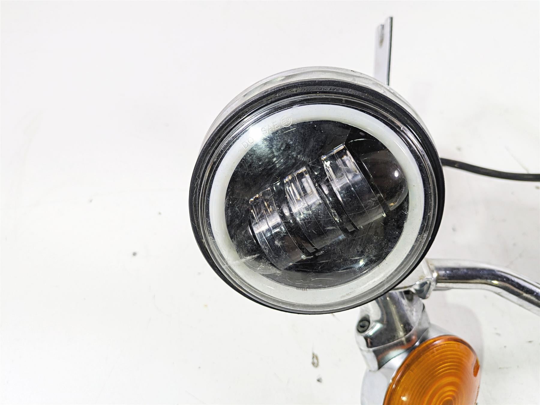 2003 Harley Touring FLHTCUI E-Glide 100th Front Spot Light - Read 68712-94A {{ shop.shopifyCountryName }} - Mototech271