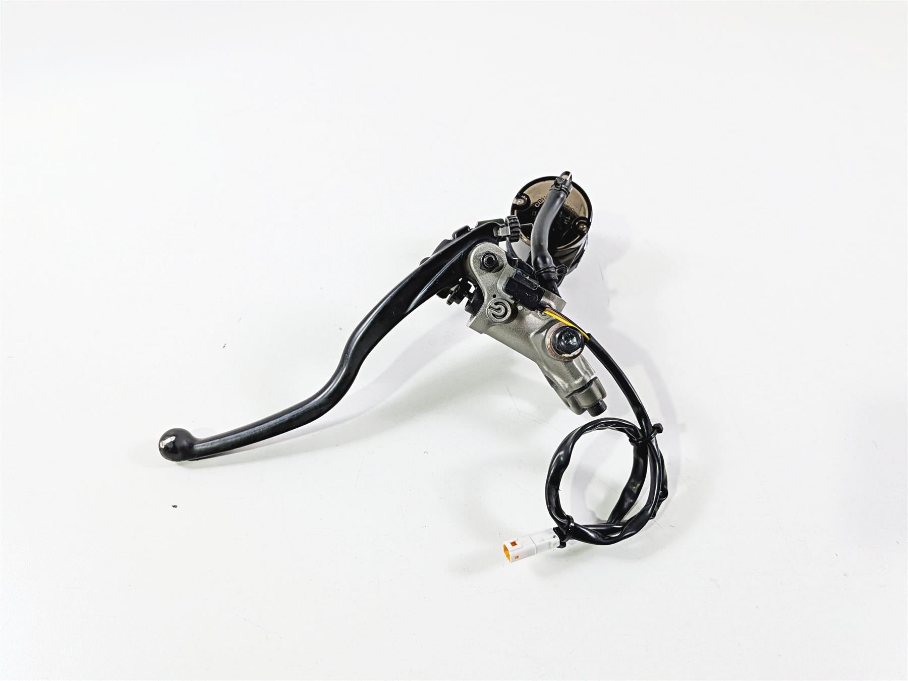 2019 Triumph Speed Triple RS 1050 Brembo Front Radial Brake Pump & Lever T2024898 {{ shop.shopifyCountryName }} - Mototech271