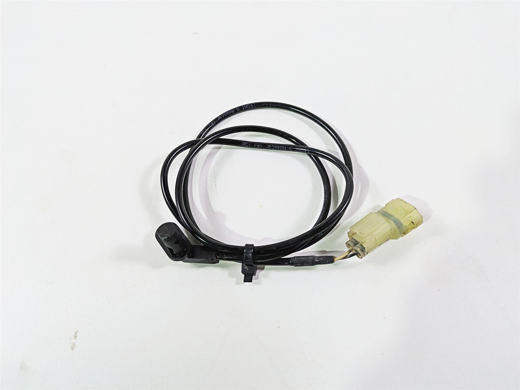 2024 Triumph Tiger 900 GT Rear Abs Brake Wheel Speed Sensor T2029935 {{ shop.shopifyCountryName }} - Mototech271