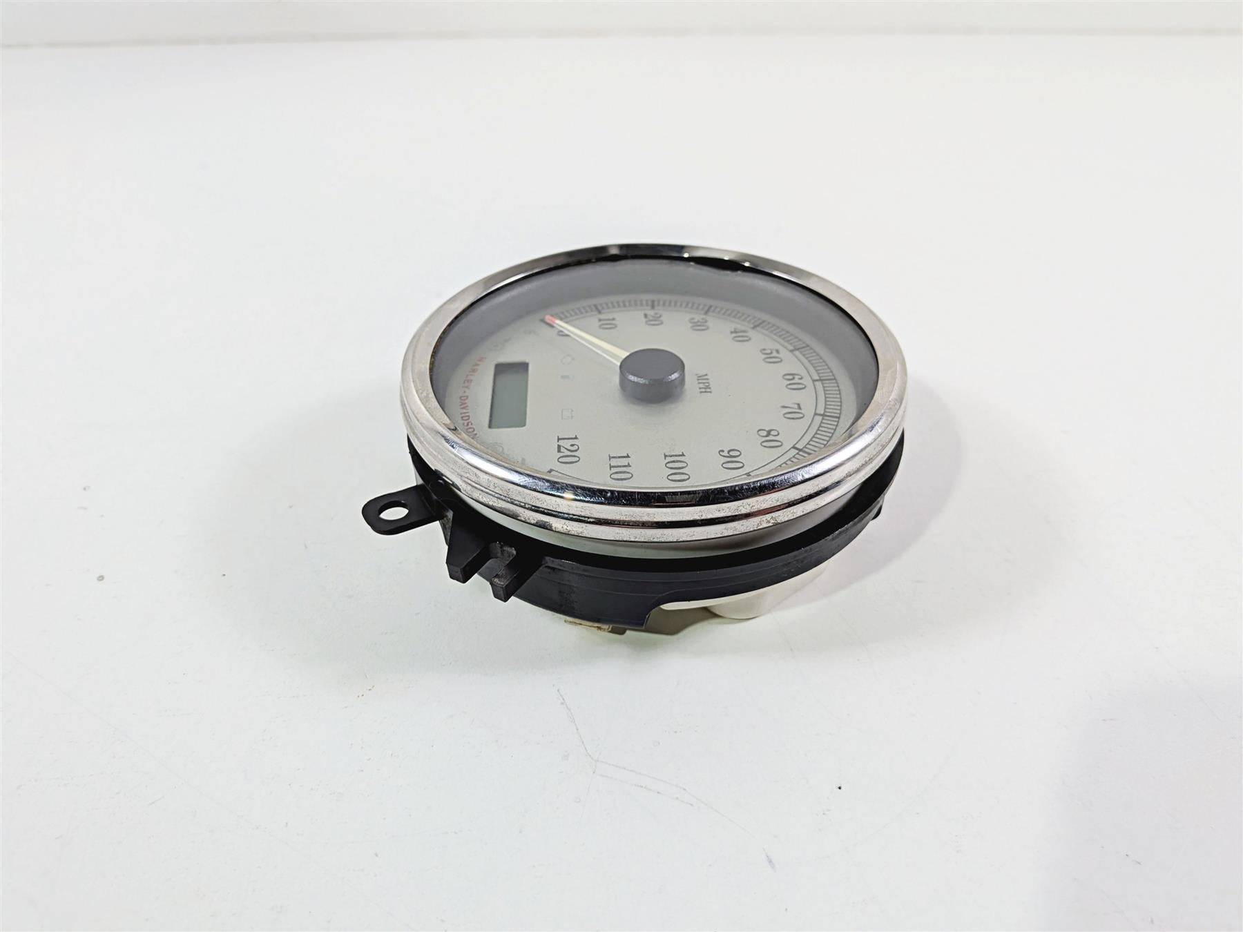 2011 Harley FXDF Dyna Fat Bob Speedometer Gauge Instrument 2K Only 67096-09 {{ shop.shopifyCountryName }} - Mototech271