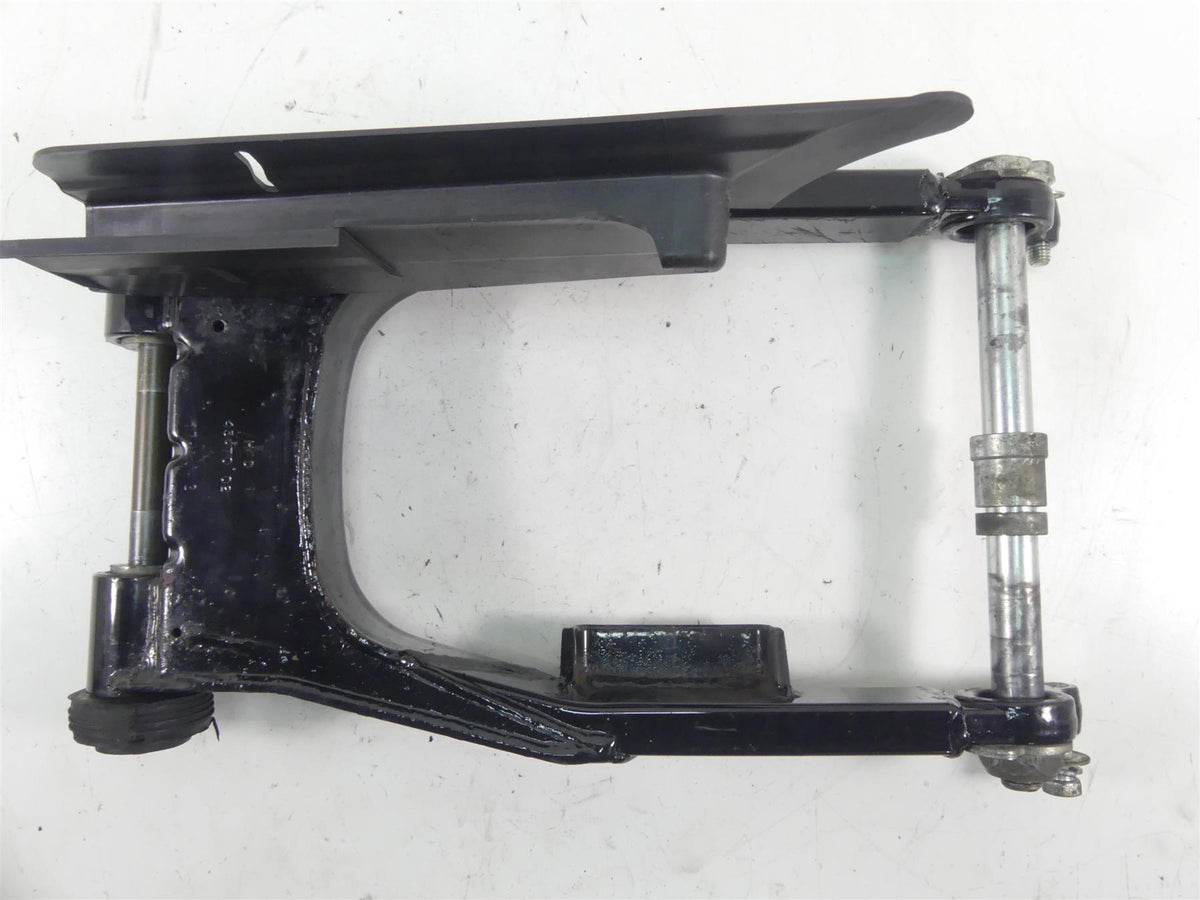 2005 Harley Touring CVO FLHTCSE Electra Glide Swingarm Swing Arm & Axle 47549-02 {{ shop.shopifyCountryName }} - Mototech271
