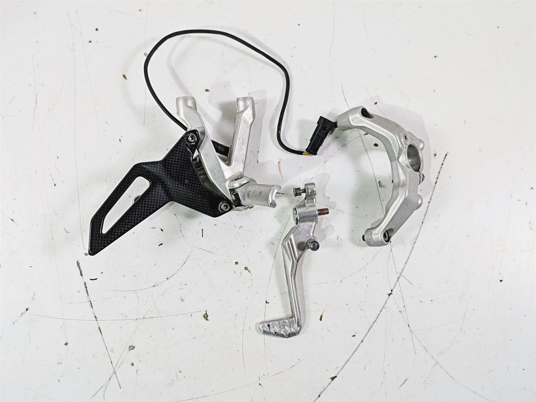 2015 Ducati Panigale 1299 S Right Footpeg Frame Mount Brake Pedal 82414621AA {{ shop.shopifyCountryName }} - Mototech271