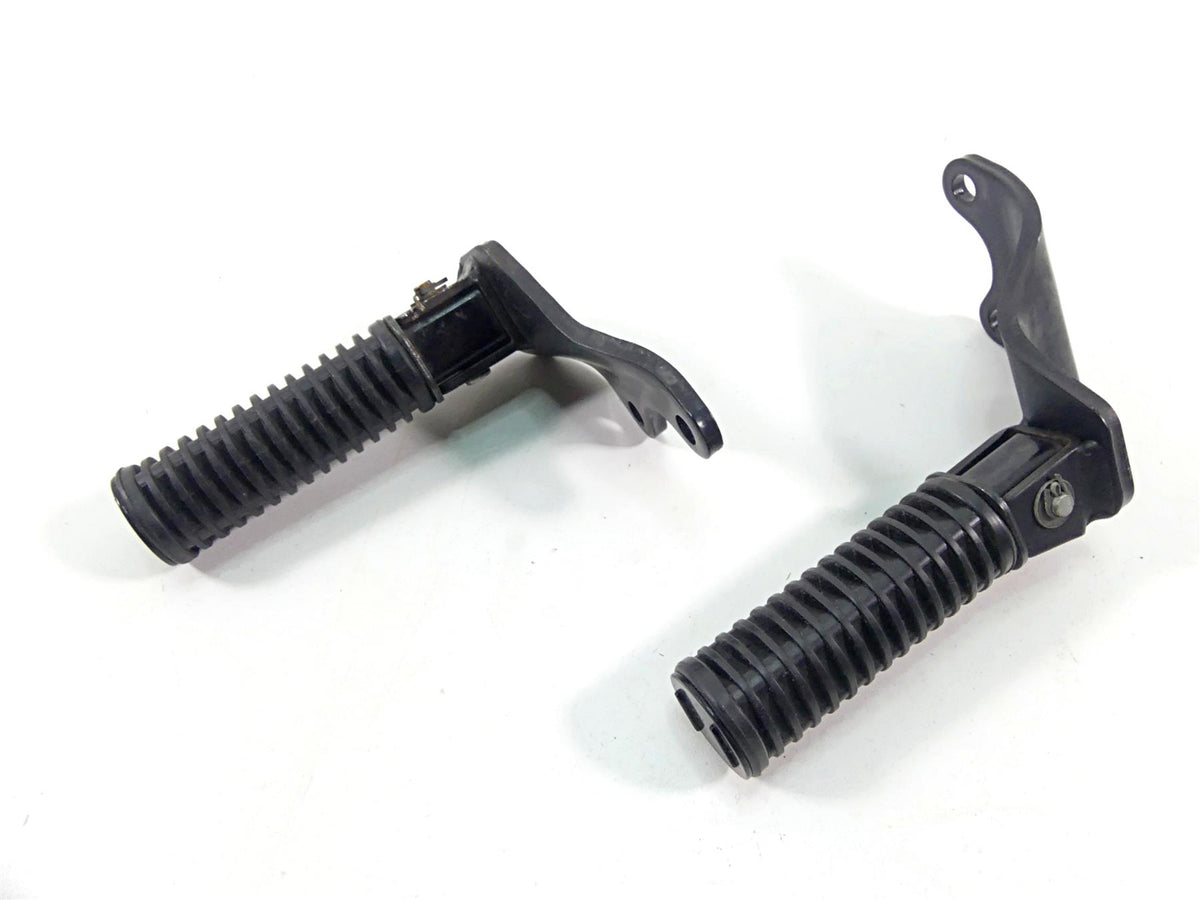 2010 Honda VT1300 CR Stateline Rear Passenger Footpeg Rest Set 50680-MFY-A00 {{ shop.shopifyCountryName }} - Mototech271