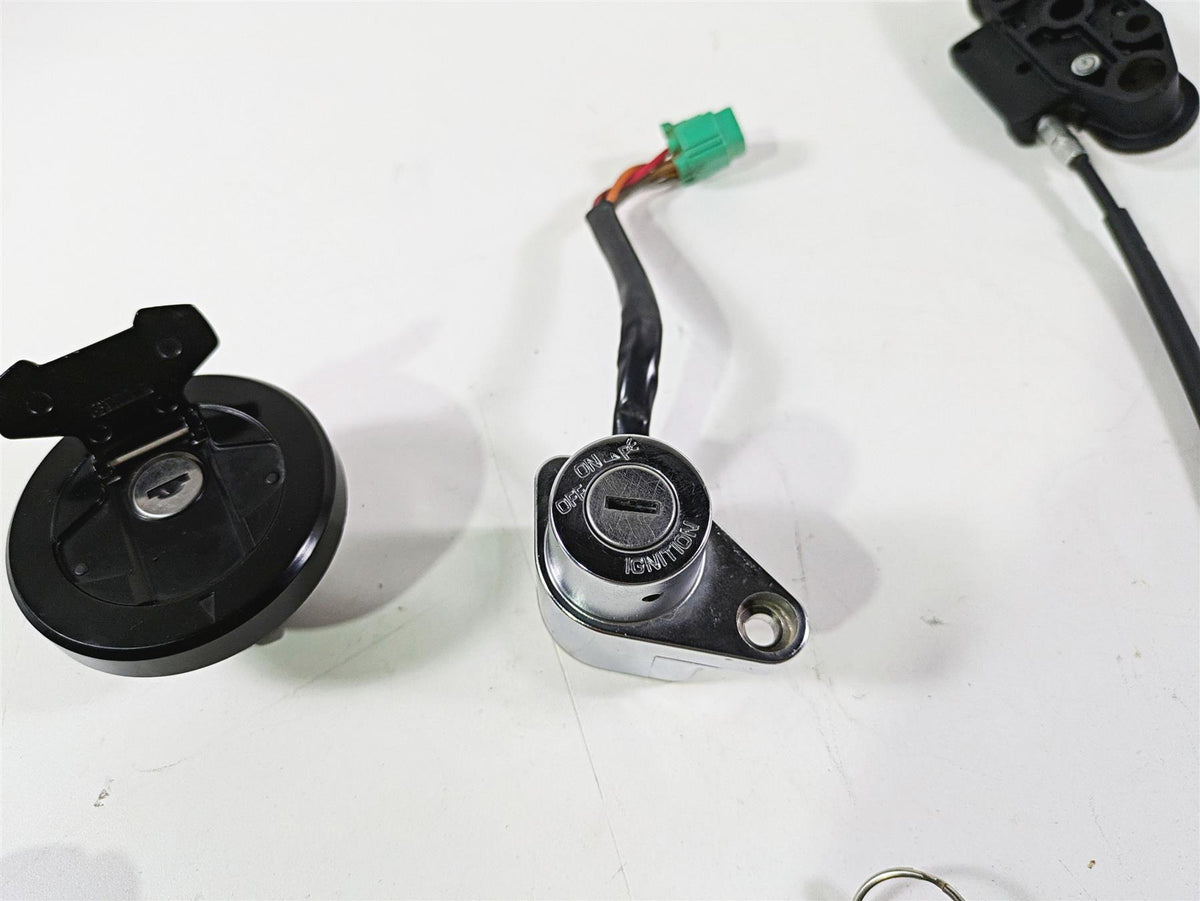 2016 Suzuki M109R VZR1800 Boulevard Ignition Switch Key Lock Set 37000-50810 {{ shop.shopifyCountryName }} - Mototech271
