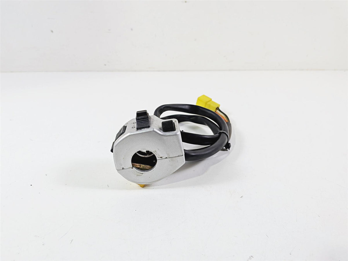 2004 Suzuki VL800 Intruder Volusia Left Hand Control Switch 37400-41F10 {{ shop.shopifyCountryName }} - Mototech271