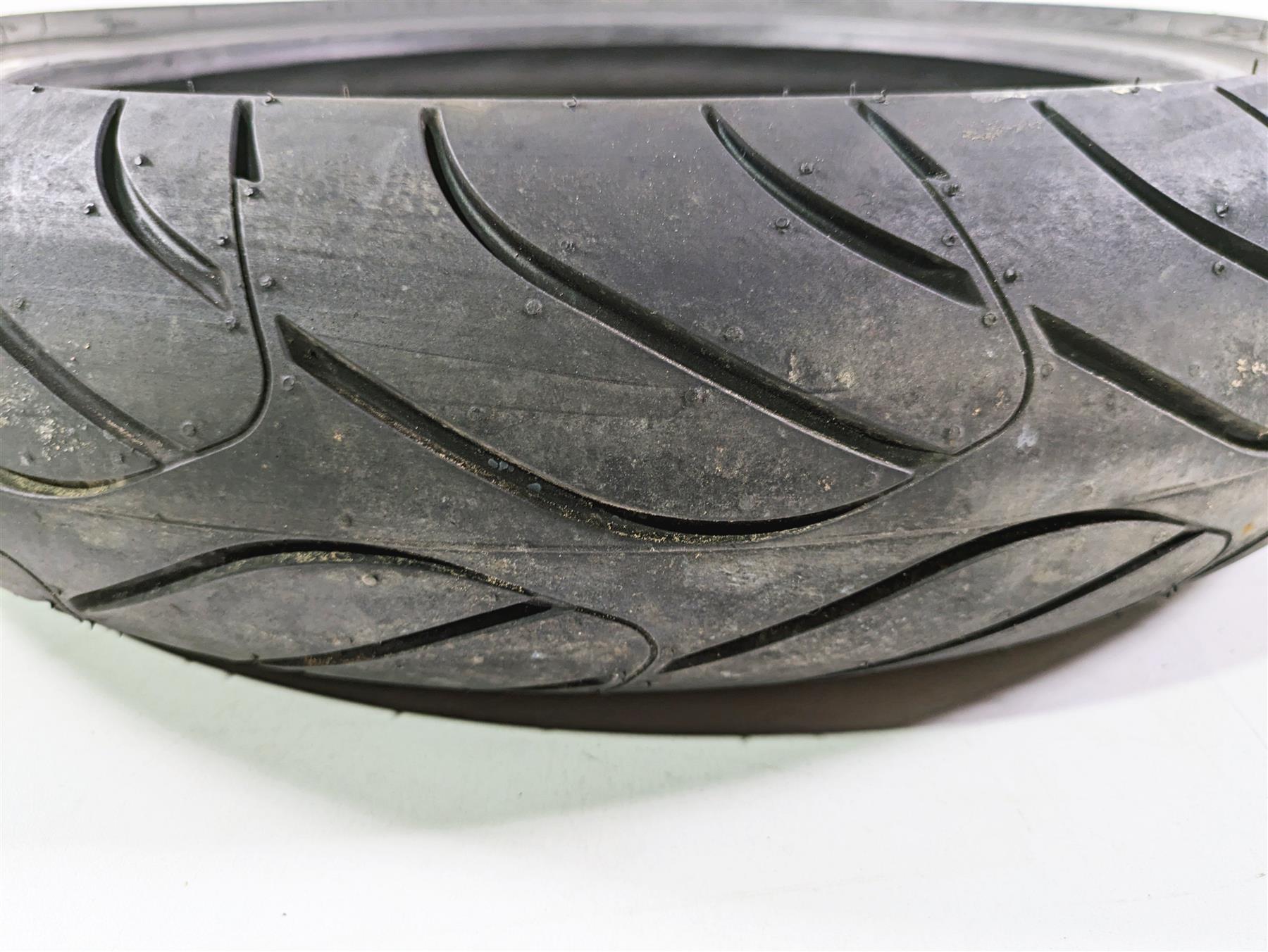 Used Front Motorcycle Tire Dunlop Sportmax Roadsmart 3 120/70R17 45227051 {{ shop.shopifyCountryName }} - Mototech271