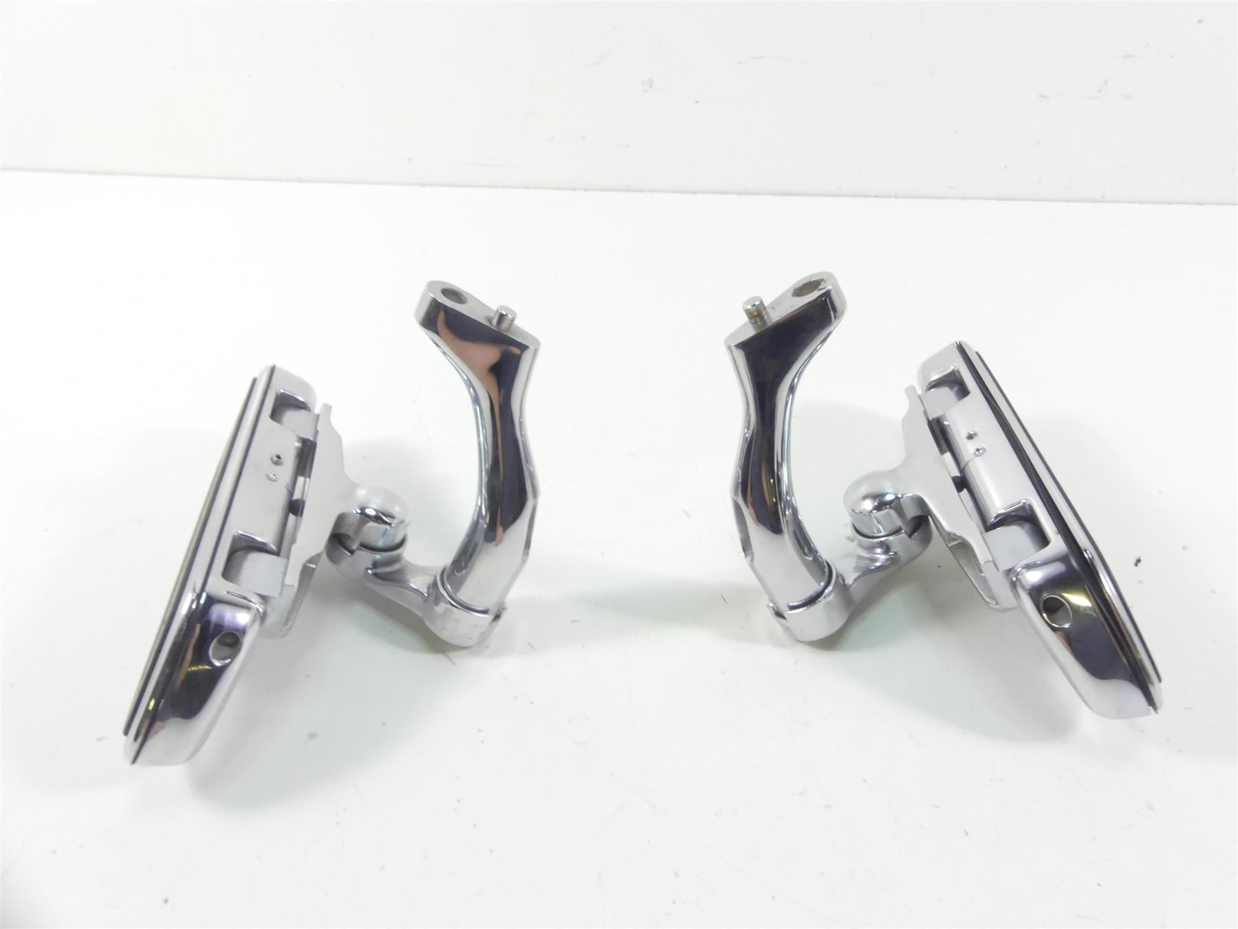 2012 Harley Touring FLHX Street Glide Adjustable Passenger Floor Boards 49015-04 {{ shop.shopifyCountryName }} - Mototech271