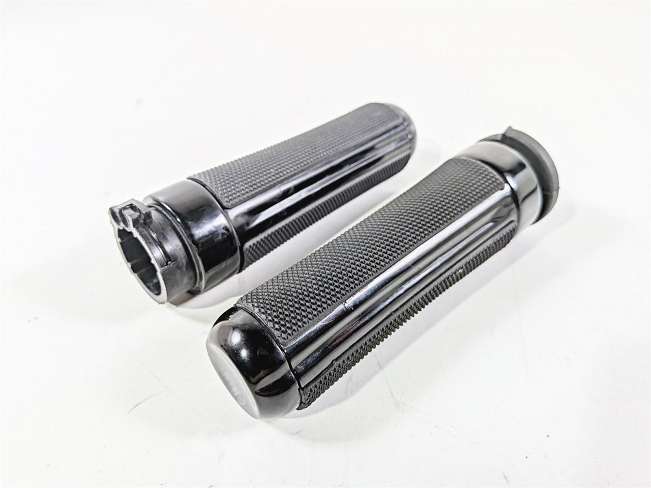 2012 Harley VRSCF Muscle V-Rod Left Right Black Airflow Hand Grip Set-Mototech271