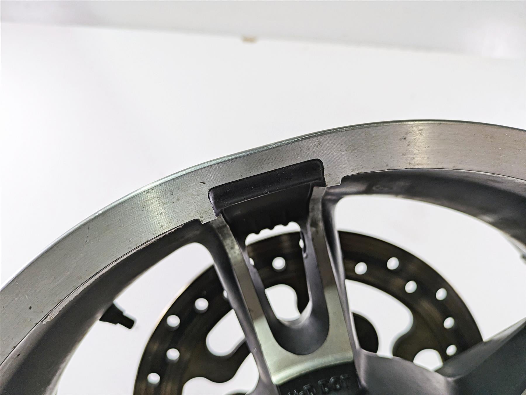2016 Harley FLTRX Road Glide Rear Wheel Rim Enforcer 16x5 -Dent 40900033 {{ shop.shopifyCountryName }} - Mototech271