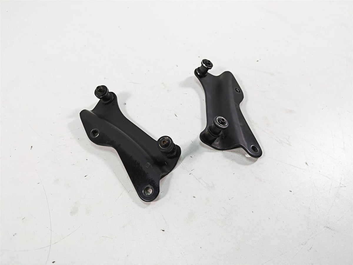 2018 Harley Touring FLHXSE CVO Street Glide Quick Connect For Back Rest 52300353 {{ shop.shopifyCountryName }} - Mototech271