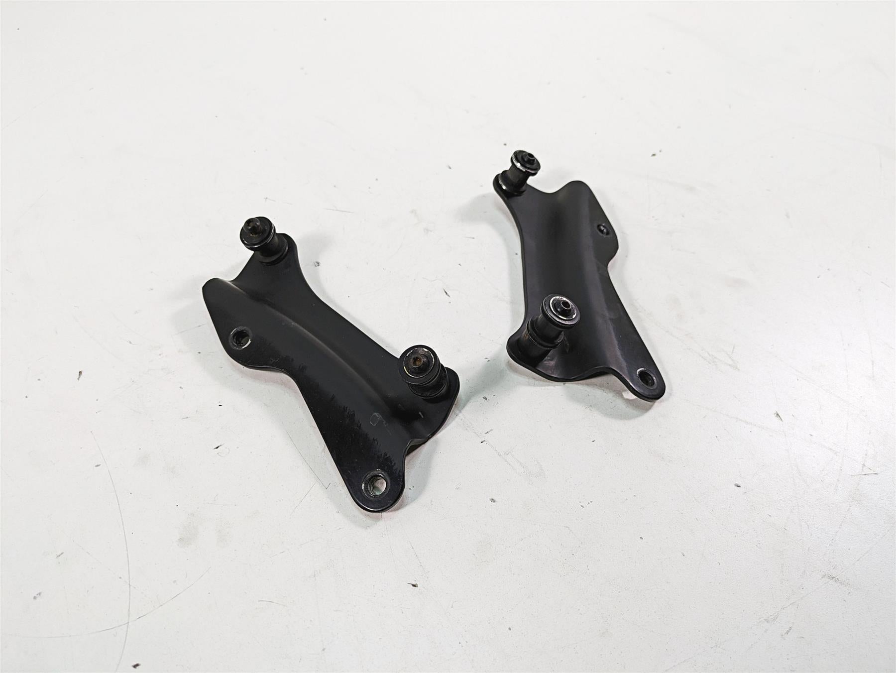 2018 Harley Touring FLHXSE CVO Street Glide Quick Connect For Back Rest 52300353 {{ shop.shopifyCountryName }} - Mototech271