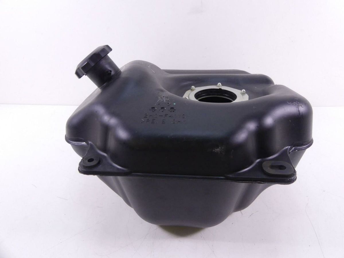 2016 Yamaha YXZ1000R EPS Fuel Gas Petrol Tank Reservoir 2HC-F4110-00-00 {{ shop.shopifyCountryName }} - Mototech271
