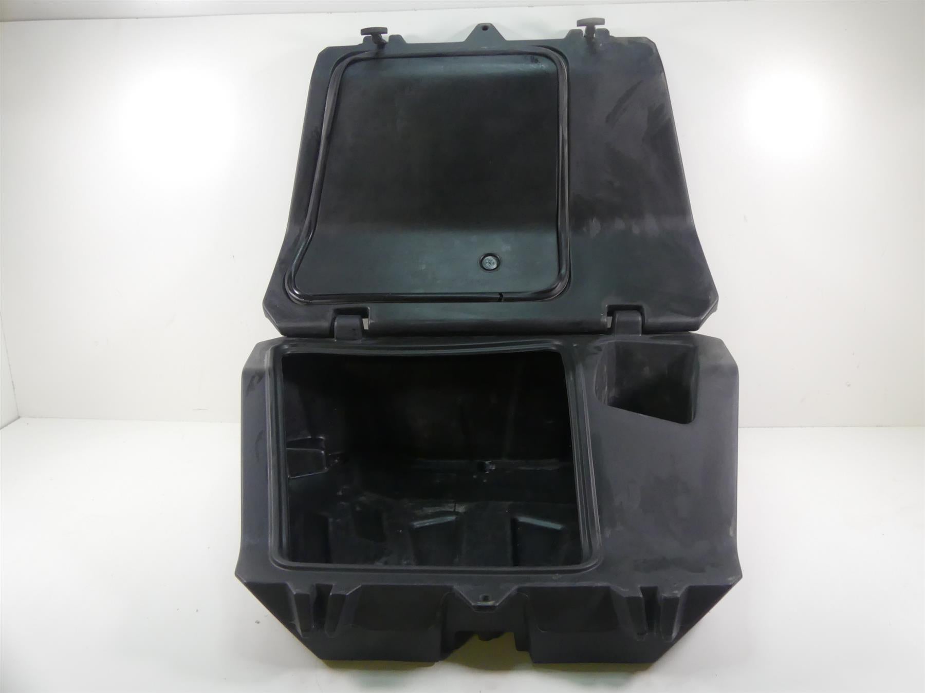 2018 Yamaha YXZ1000R EPS SS Rear Trunk Luggage Cargo Case Box 2HC-F83P0-V0-00 {{ shop.shopifyCountryName }} - Mototech271