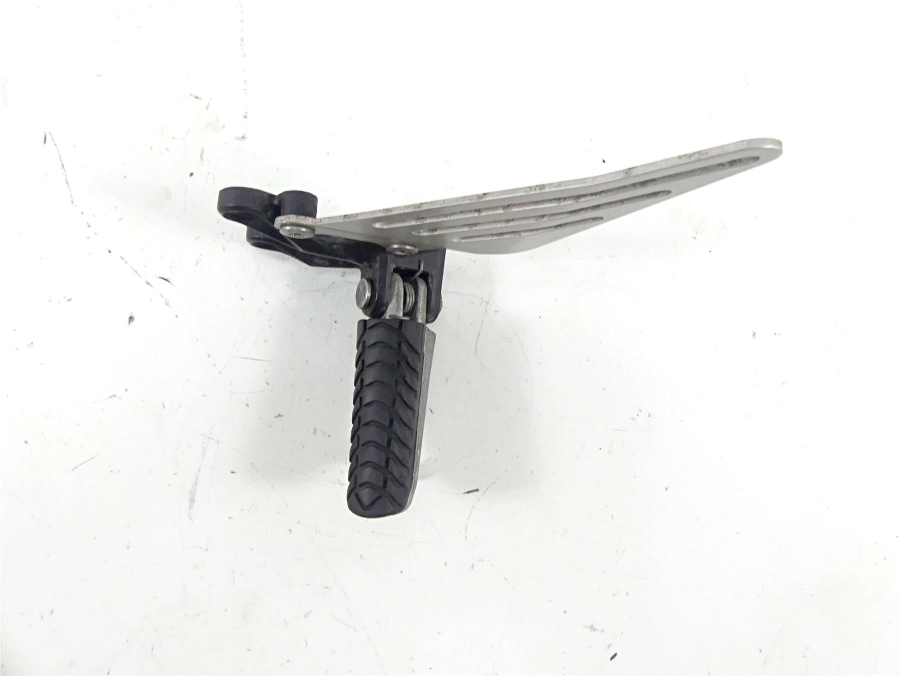 2010 Kawasaki ZX1400 ZX14 R Ninja Front Left Footpeg Foot Peg 34028-0031 {{ shop.shopifyCountryName }} - Mototech271