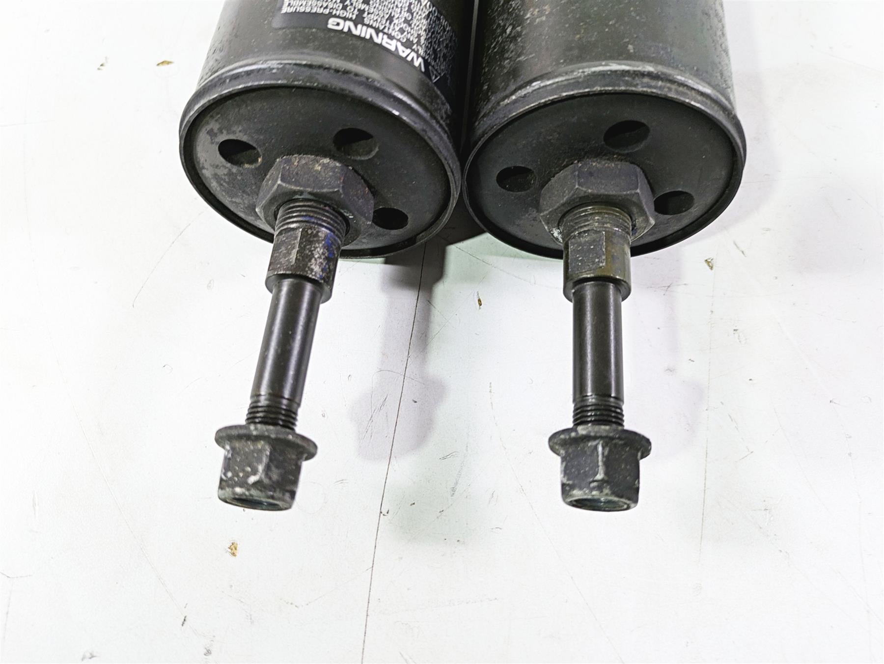 2003 Harley Softail FXSTDI Deuce 100th Straight Rear Showa Shock Set 54508-00A {{ shop.shopifyCountryName }} - Mototech271