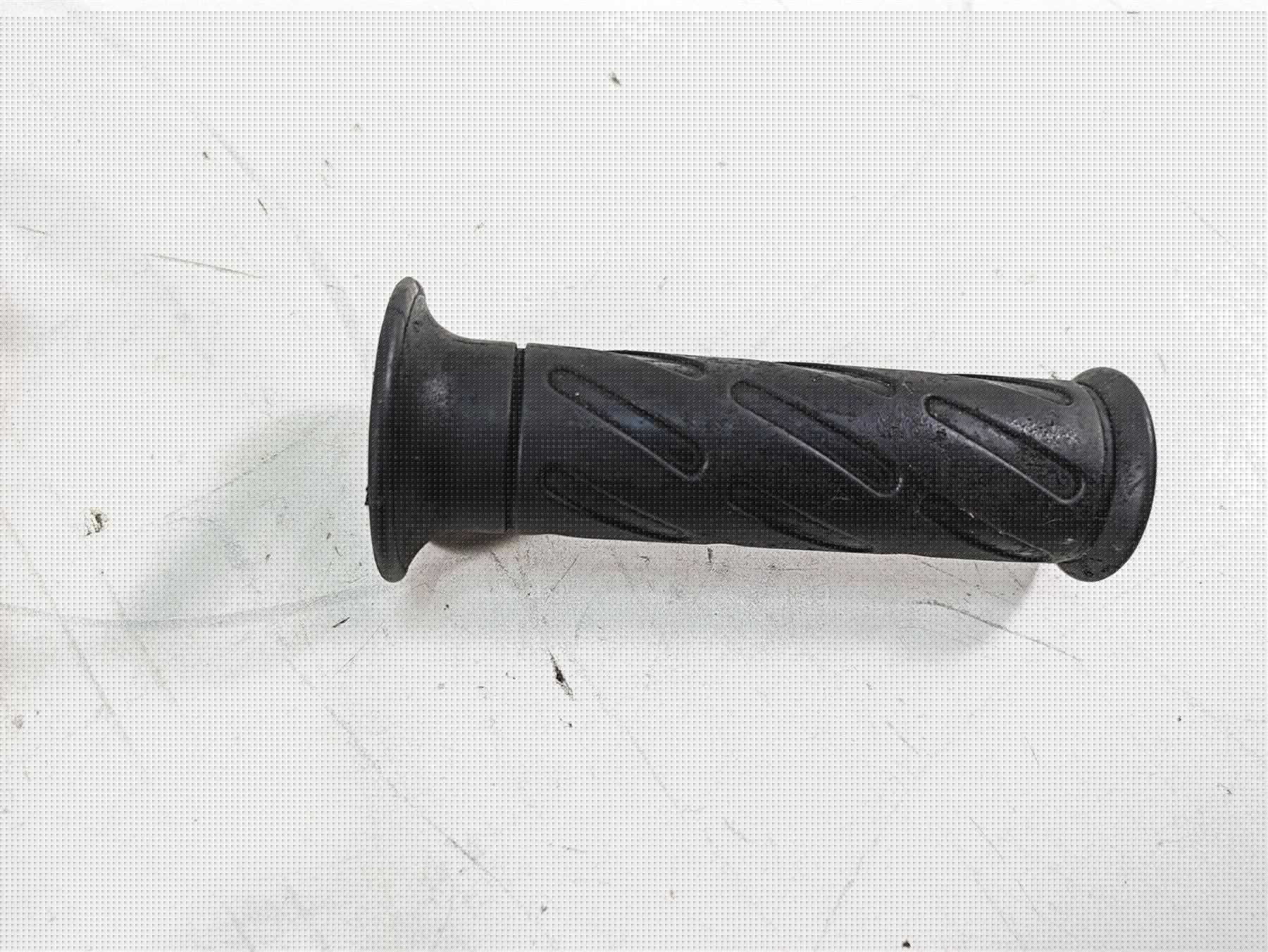 2013 Moto Guzzi V7 750 Stone Right Hand Start Control Switch B063135 {{ shop.shopifyCountryName }} - Mototech271