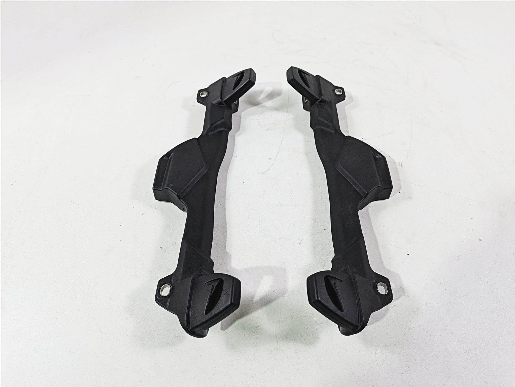 2010 BMW R1200RT K26 Saddlebag Holder Bracket Mount Set 46547699903 46547699904 {{ shop.shopifyCountryName }} - Mototech271