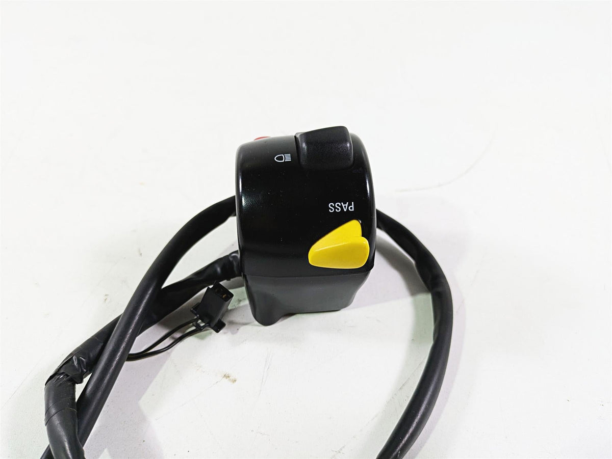 2016 Suzuki M109R VZR1800 Boulevard Left Hand Control Switch 37400-48GB0 {{ shop.shopifyCountryName }} - Mototech271