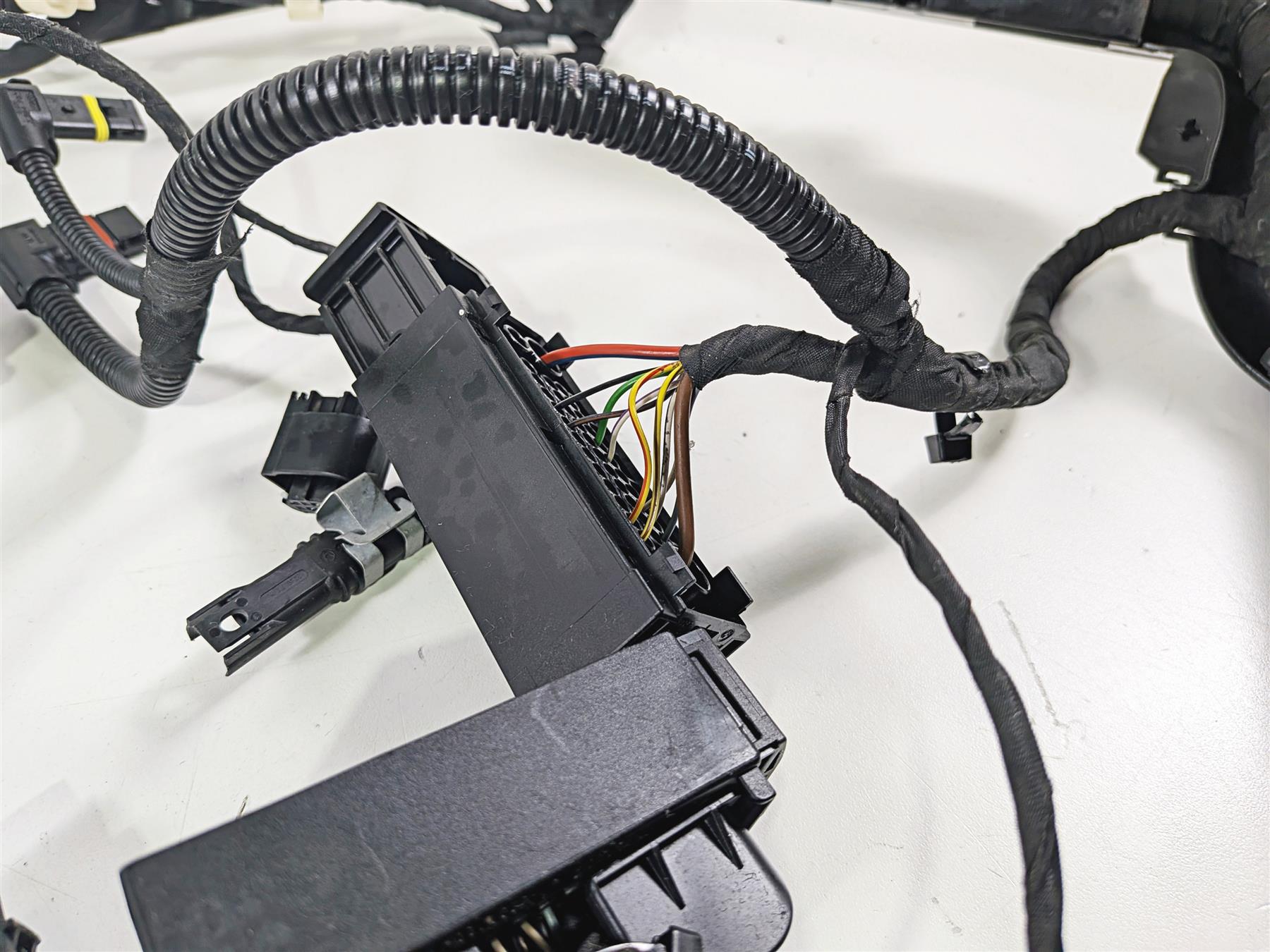 2016 BMW R1200 GS K50 Main & Engine Wiring Harness Esa 61118562116 {{ shop.shopifyCountryName }} - Mototech271