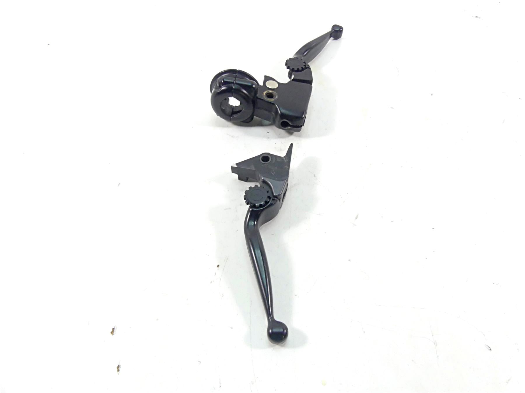 2016 Harley Softail FLS Slim Clutch Perch & Psr Adjustable Lever Set 38700-08A {{ shop.shopifyCountryName }} - Mototech271