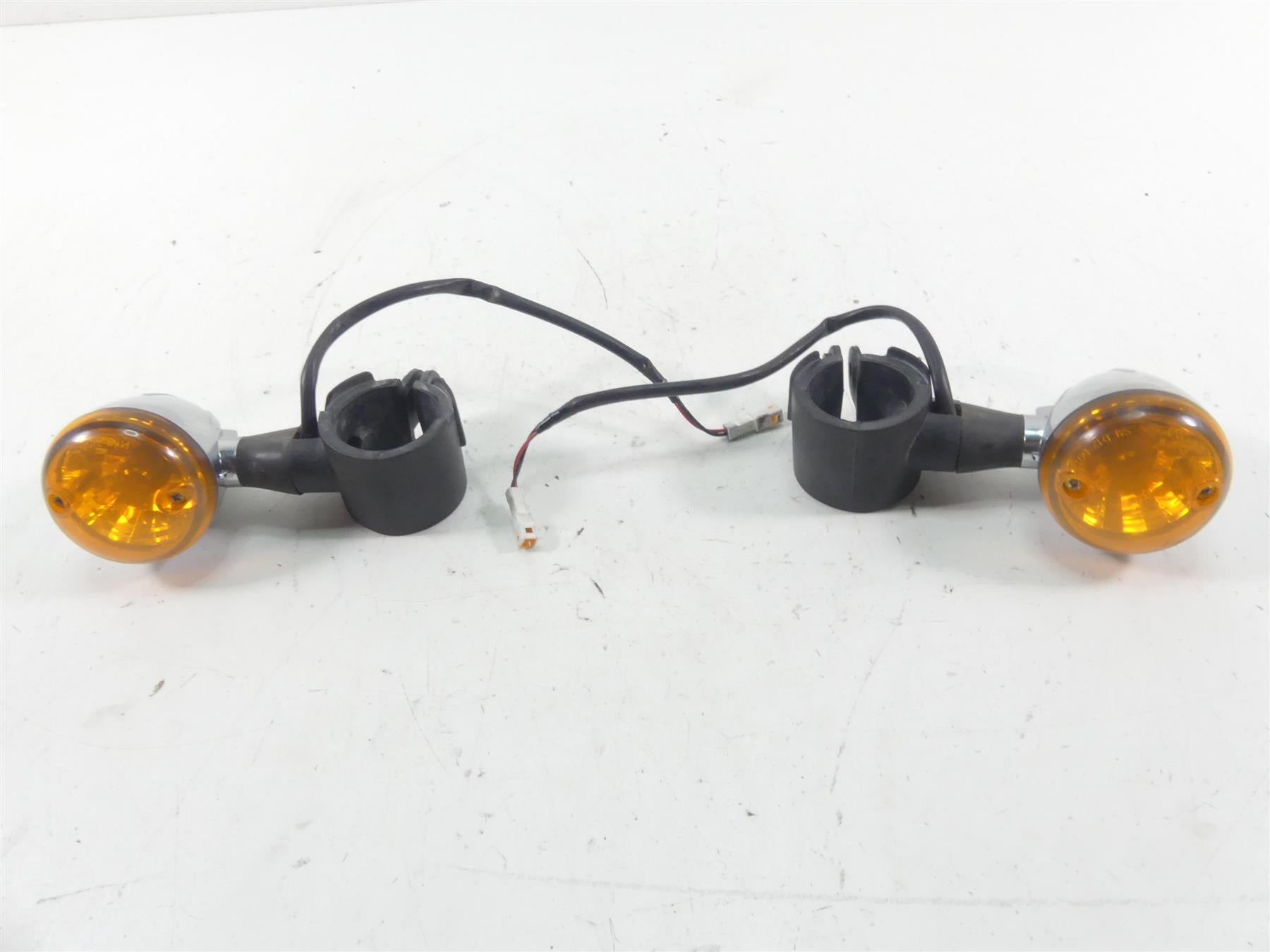 2016 Indian Scout Sixty Front Turn Signal Blinkers Set 2412602 | Mototech271