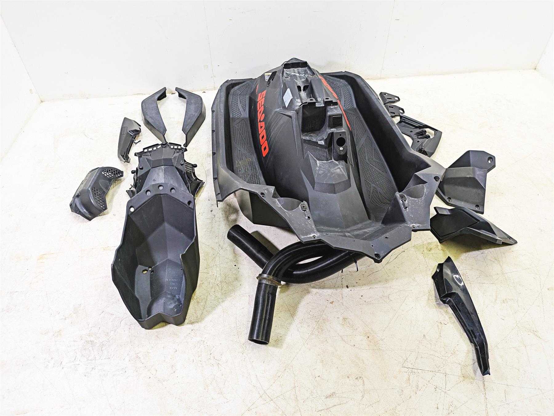 2022 SeaDoo Spark 900 Trixx Inner Hull Center Body & Covers 291006043 | Mototech271