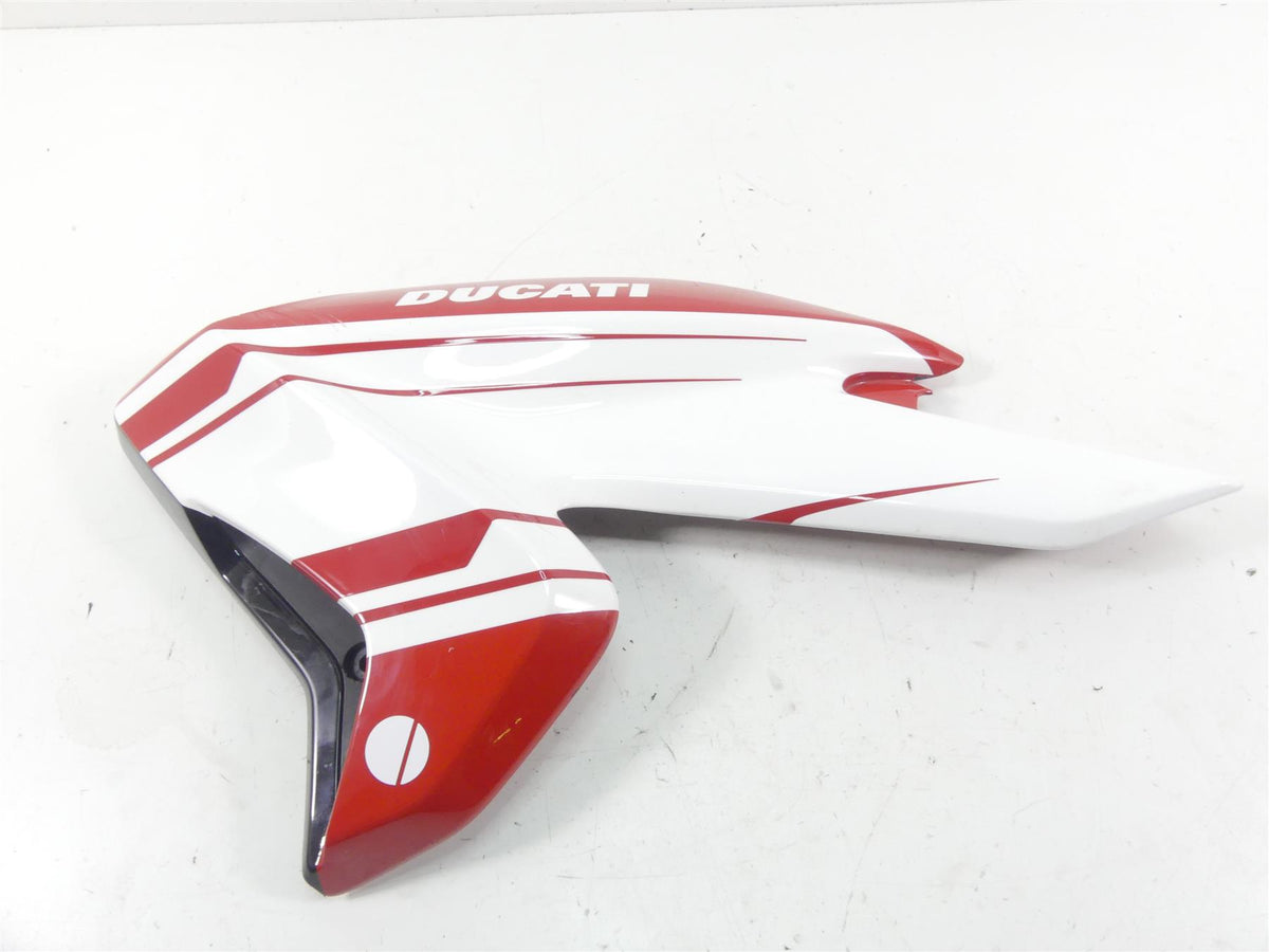 2018 Ducati Hypermotard 939 SP Oem Left Side Tank Fairing Cover -Read 480P5682CK {{ shop.shopifyCountryName }} - Mototech271