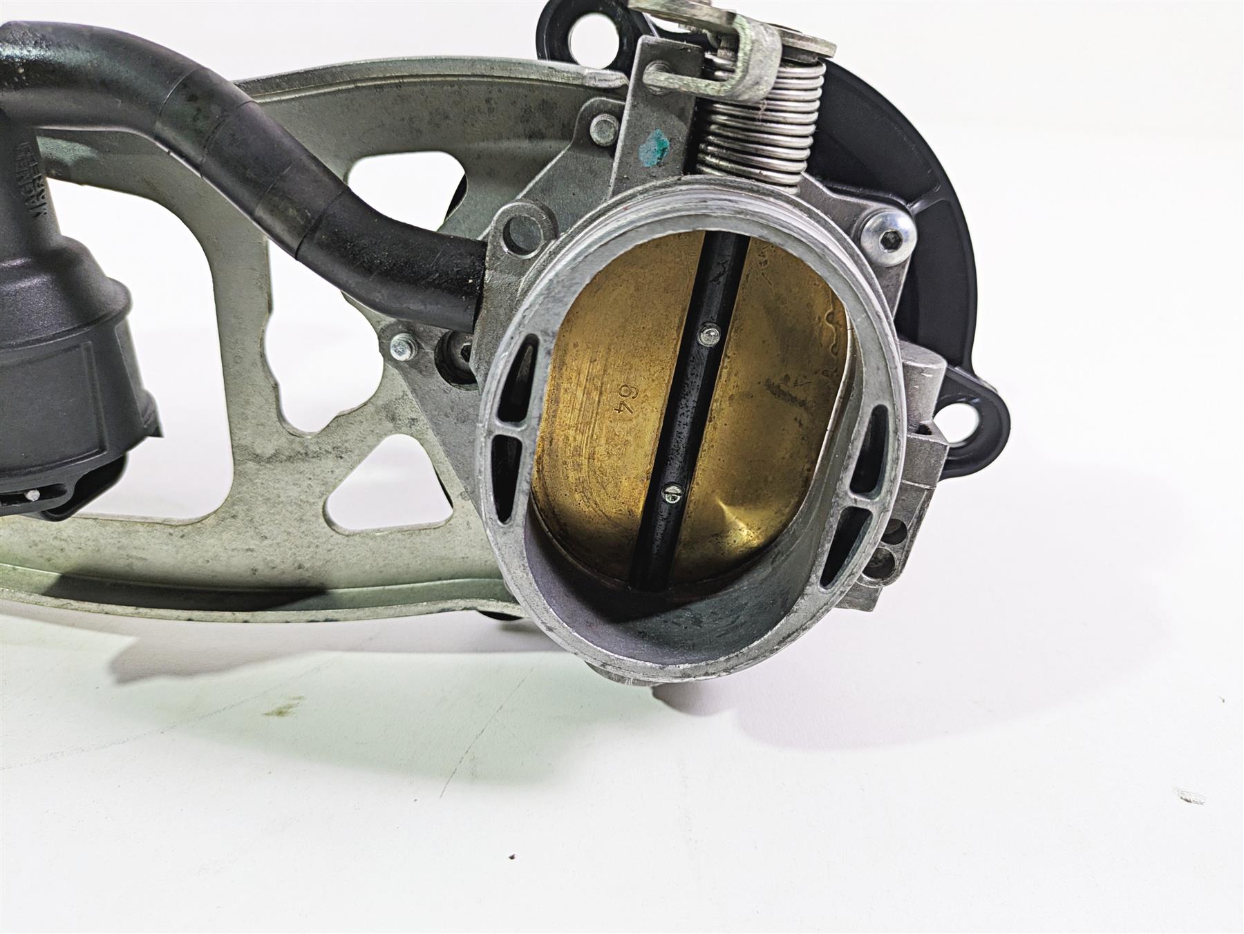 2010 Ducati Streetfighter 1098 S Throttle Body Bodies READ 28240791B {{ shop.shopifyCountryName }} - Mototech271