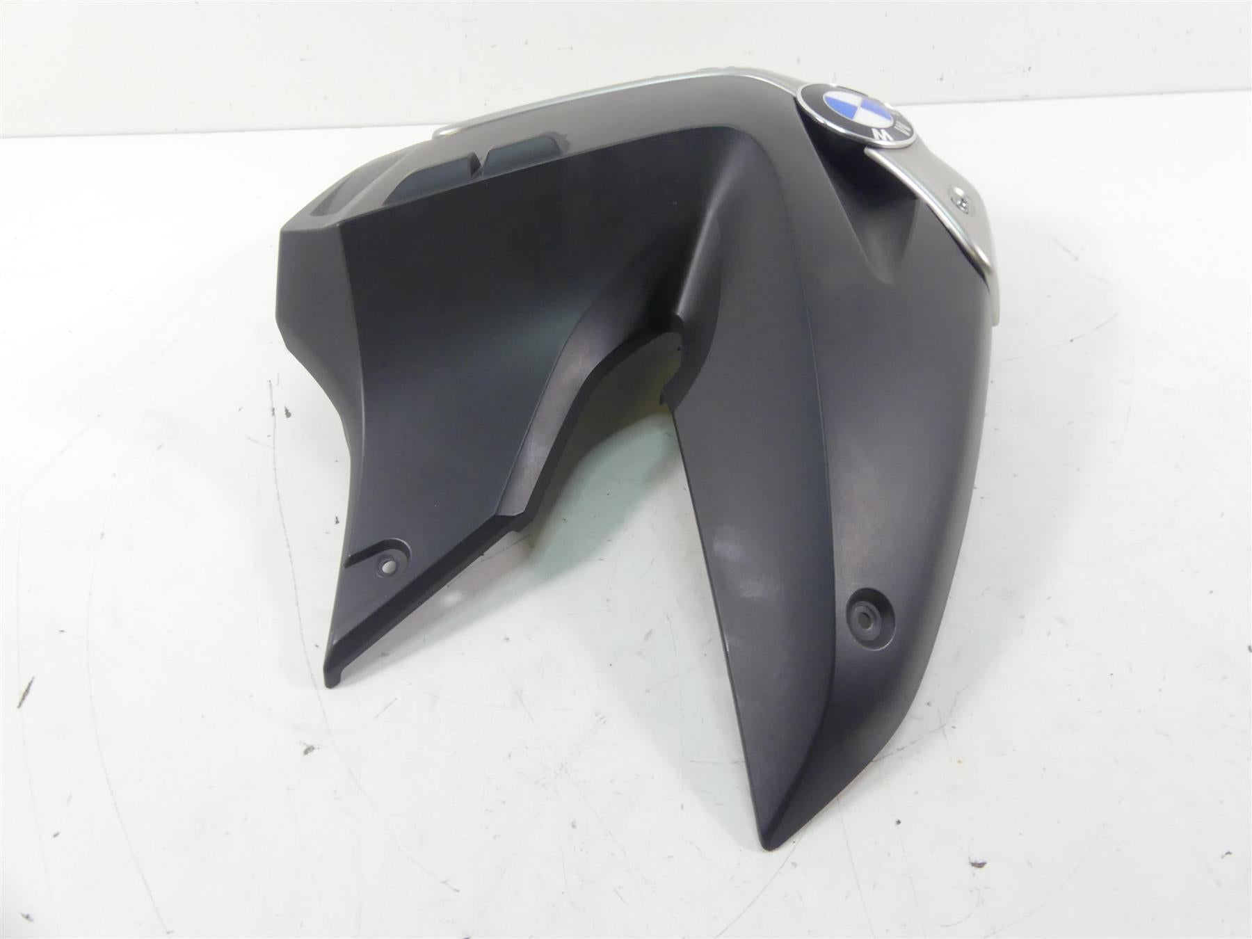 2008 BMW R1200GS K25 Tank Left Side Cover Fairing Cowl 46637700873 {{ shop.shopifyCountryName }} - Mototech271