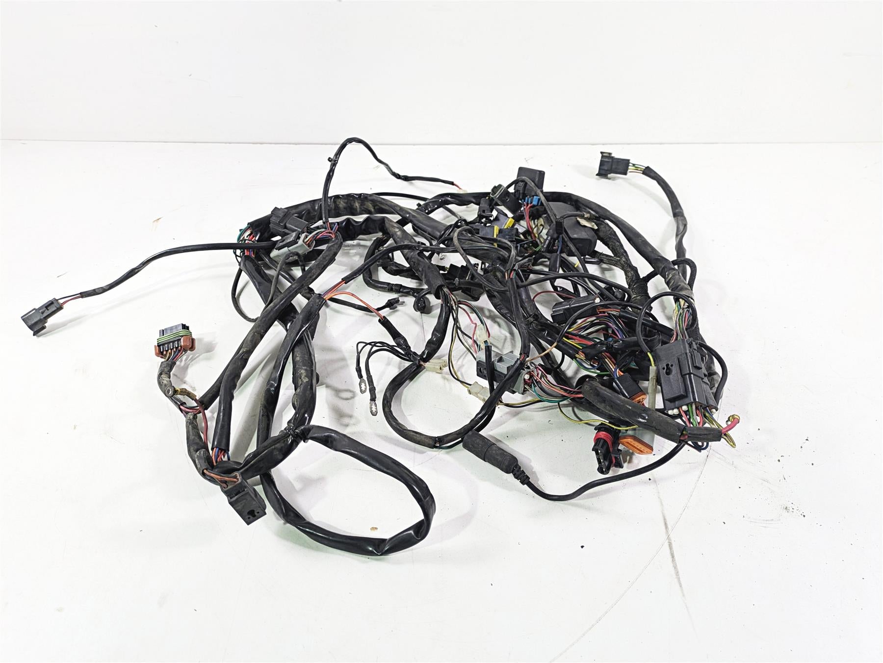 1996 Harley Touring FLHTCUI Electra Glide Main Wiring Harness Loom 70985-96 {{ shop.shopifyCountryName }} - Mototech271