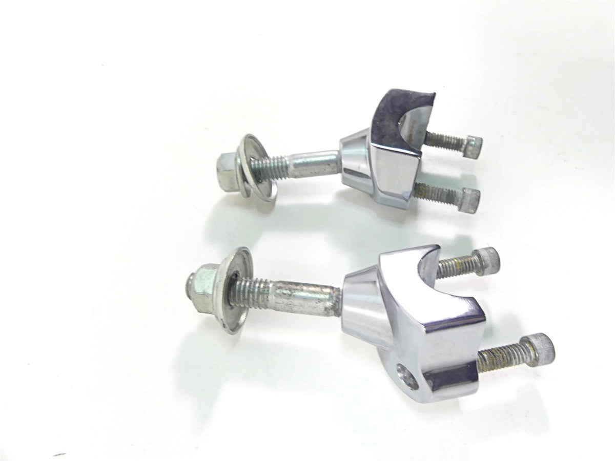 2020 Harley Softail FXST Standard Lower Handlebar Riser Clamp Set 55900275 {{ shop.shopifyCountryName }} - Mototech271