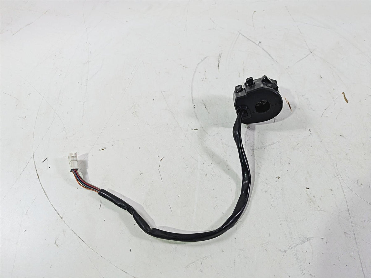 2009 Ducati Monster 1100 S Left Hand Light Horn Control Switch 65110101A {{ shop.shopifyCountryName }} - Mototech271