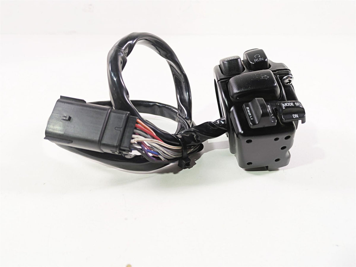 2009 Harley Touring FLHX Street Glide Right Hand Cruise Control Switch 71684-06A {{ shop.shopifyCountryName }} - Mototech271