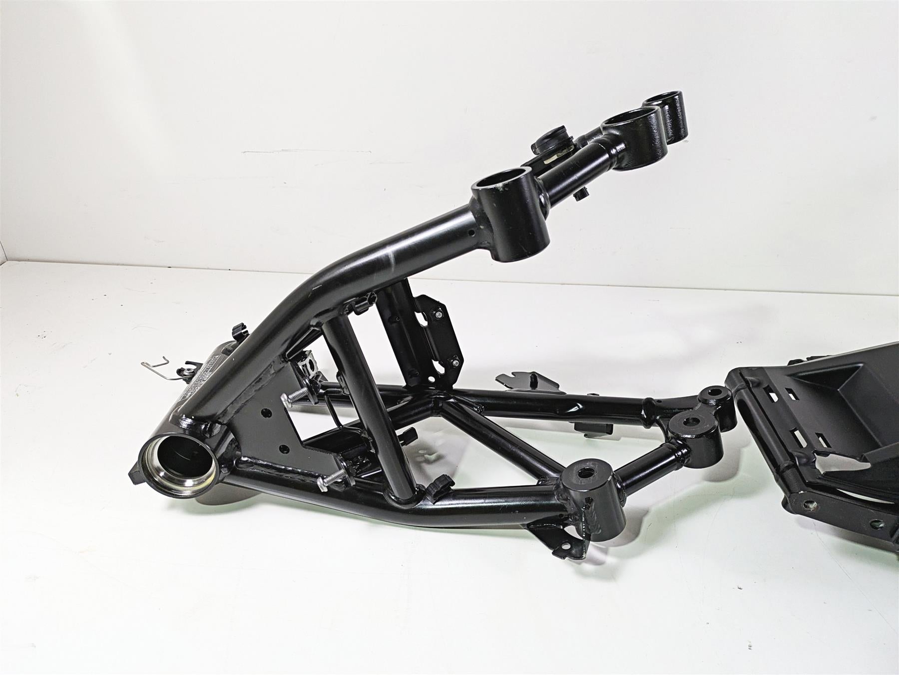2014 BMW R nine T R9T K21 Front And Rear Chassis Frame Set With Clean Texas Title 46518536133 {{ shop.shopifyCountryName }} - Mototech271