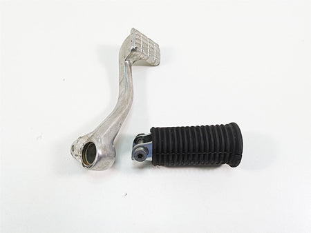 1986 Harley Sportster XLH 883 Right Front Foot Peg & Brake Pedal 42459-80B {{ shop.shopifyCountryName }} - Mototech271