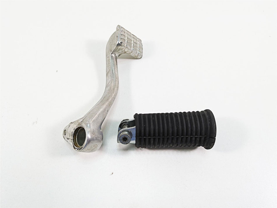 1986 Harley Sportster XLH 883 Right Front Foot Peg & Brake Pedal 42459-80B {{ shop.shopifyCountryName }} - Mototech271